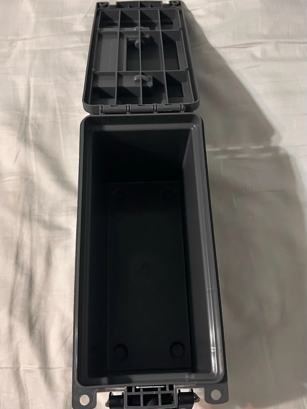 Sheffield Gray Field Box